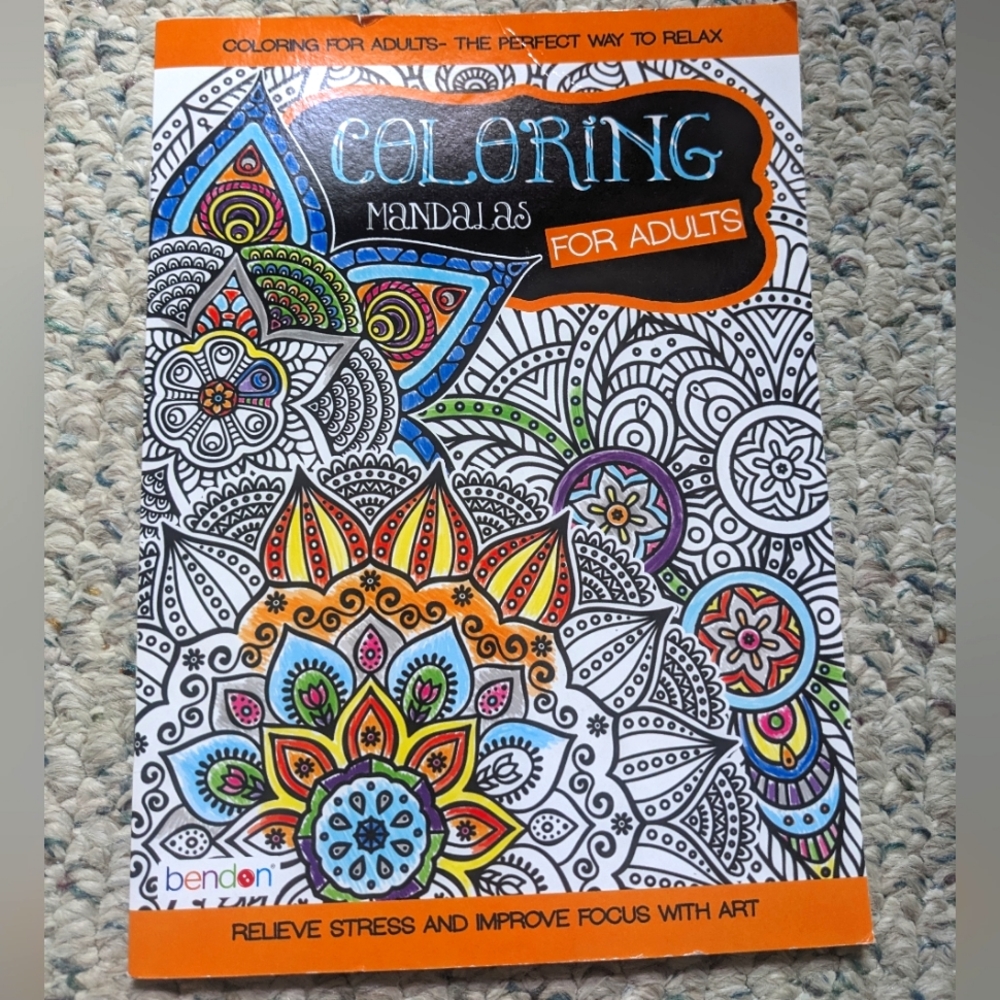 Mandala Colouring Book - Picture 5 of 5